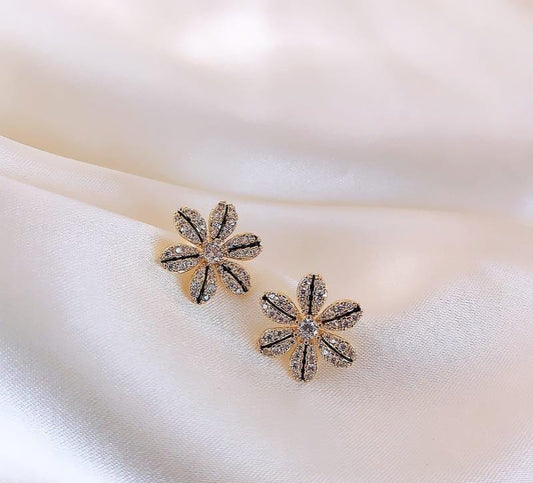 Modern Sunflower Design Earring Studs