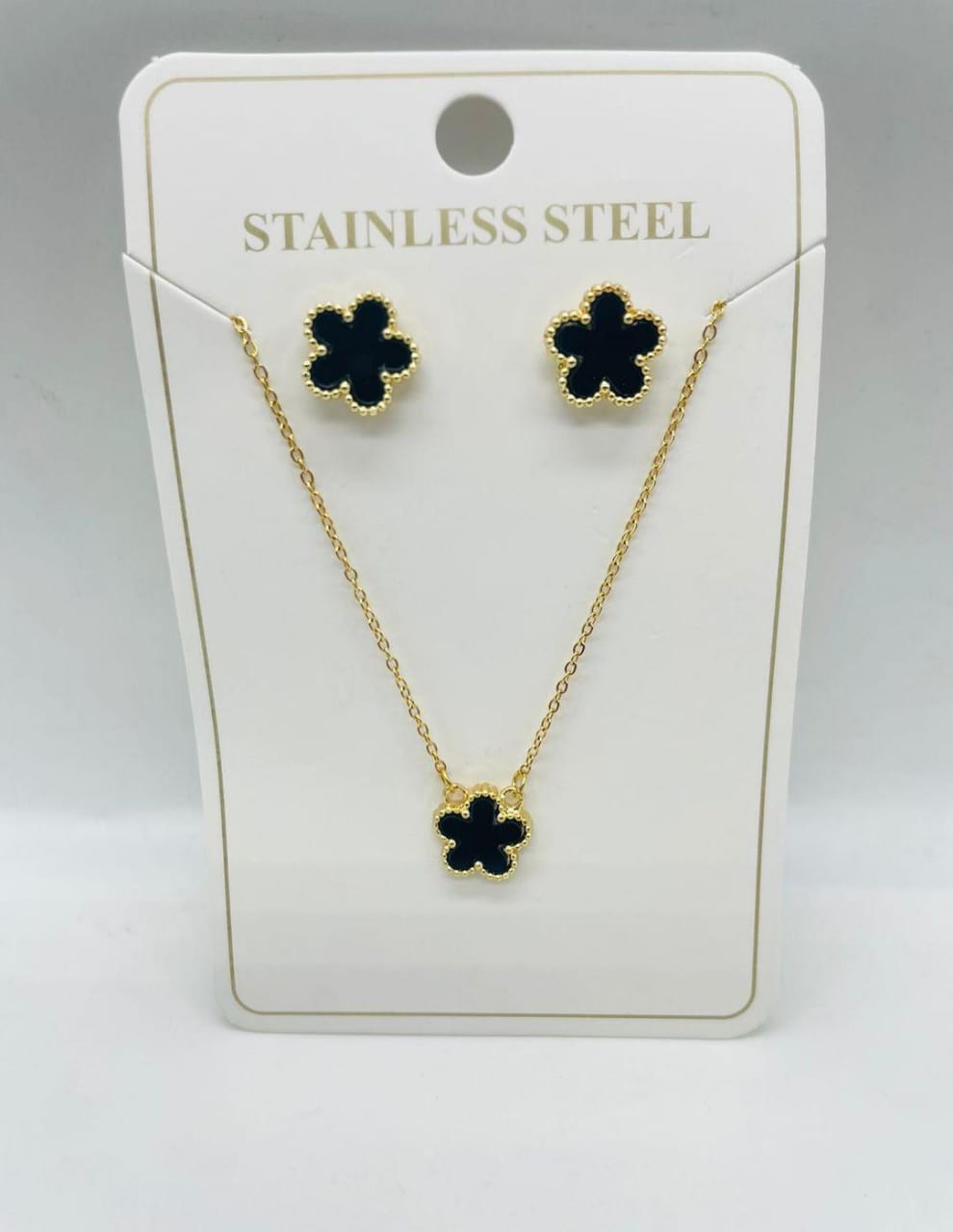 Gold Plated Flower Pendant Set